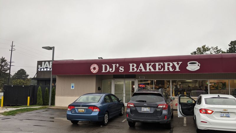 A quick snapshot of DJ's Bakery