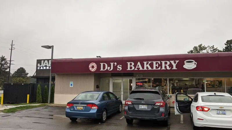 A quick snapshot of DJ's Bakery