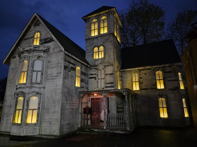 Alabama &mdash; Atrox Factory (Leeds)