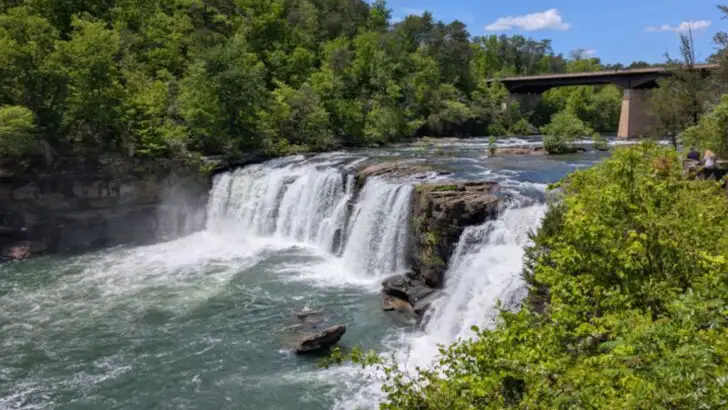 This Alabama mountain town has the kind of scenery meant for weekend drives