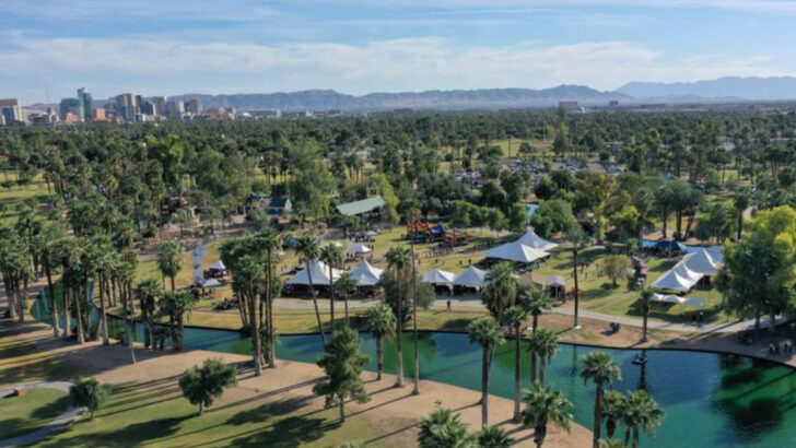 This Arizona road trip takes you to 12 unexpected theme park stops