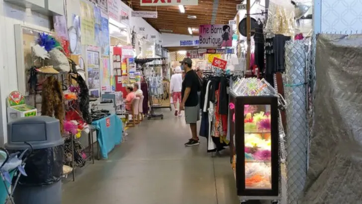 This Florida bazaar is a favorite stop for shoppers who love hunting for bargains