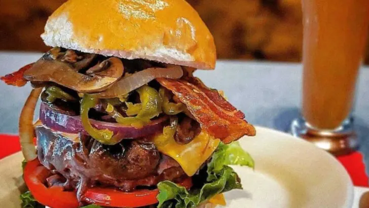 This Pennsylvania Restaurant Serves a Cheeseburger Worth the Drive