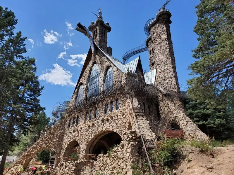 Handcrafted Architecture