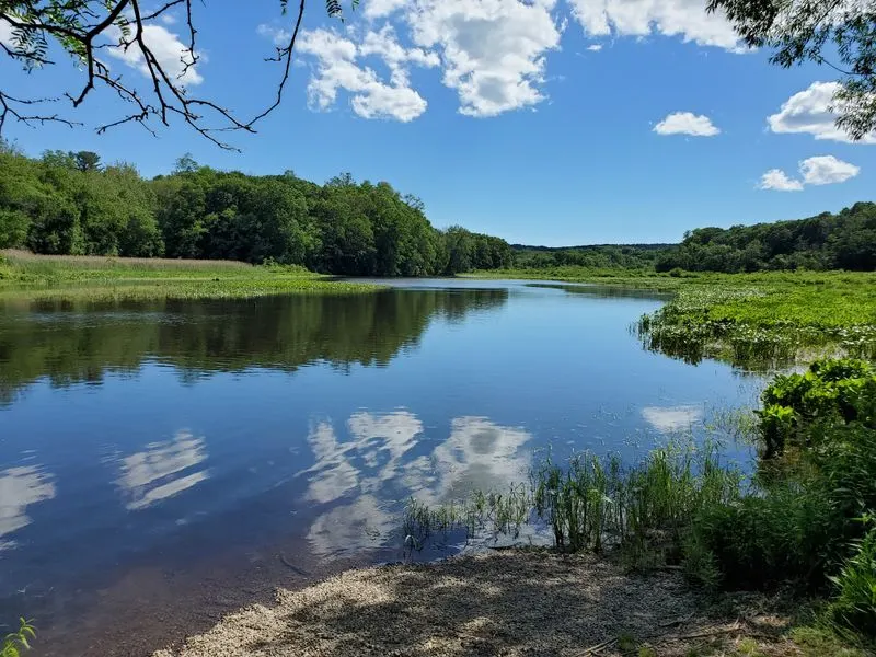 An unassuming arrival along the Connecticut River