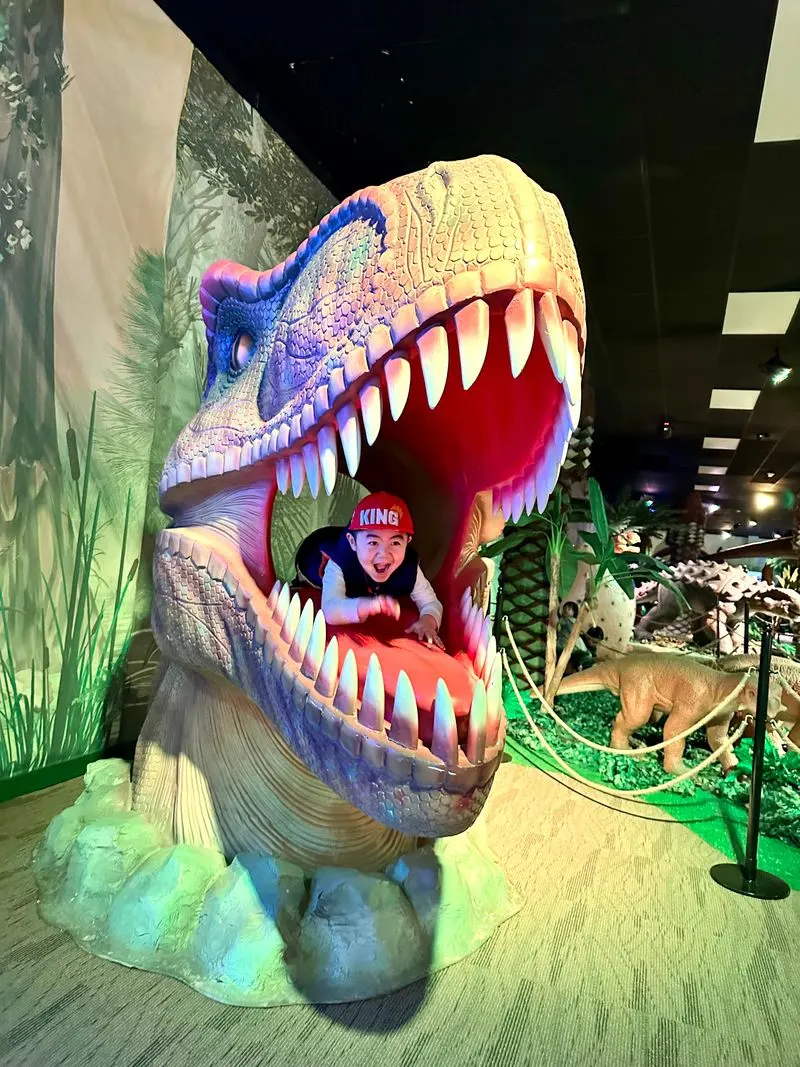 Animatronic Dinosaurs