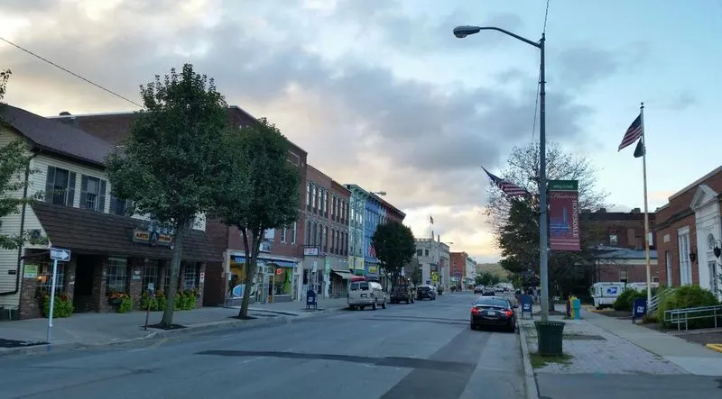 Stroll Main Street and Antique Alley