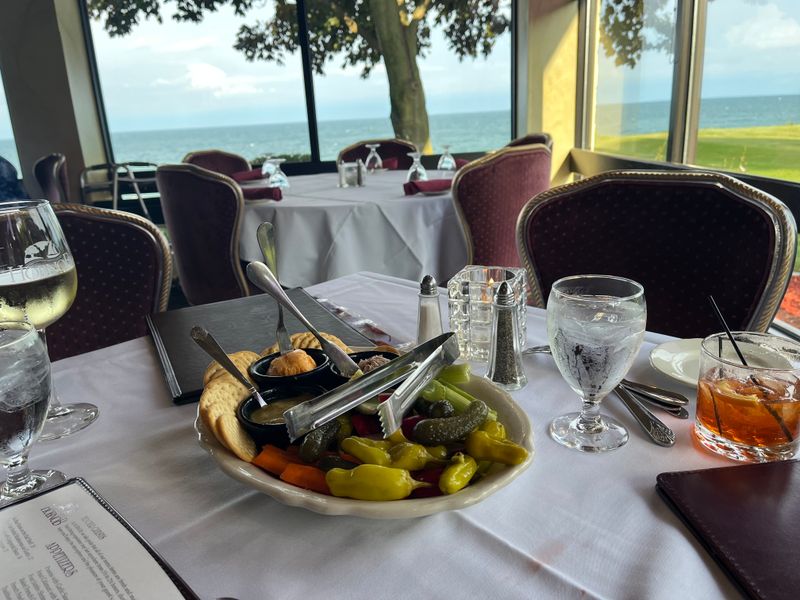 A lakeside legend since 1954