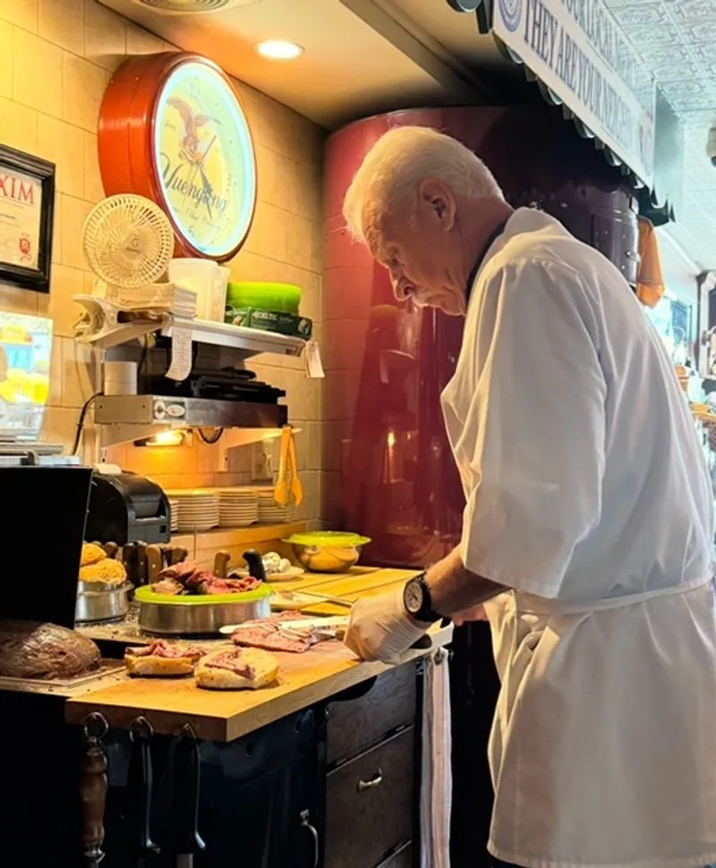 The Carving Station Spectacle