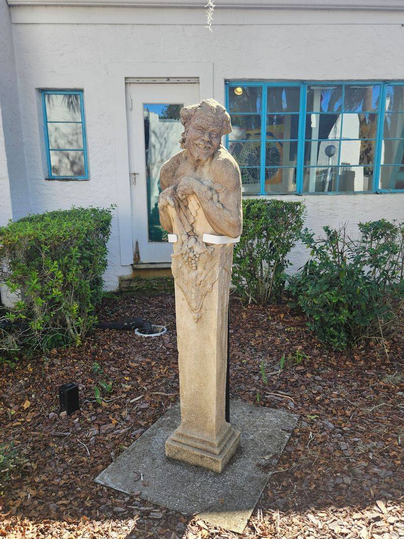 Sculpture Gardens and Quiet Courtyards