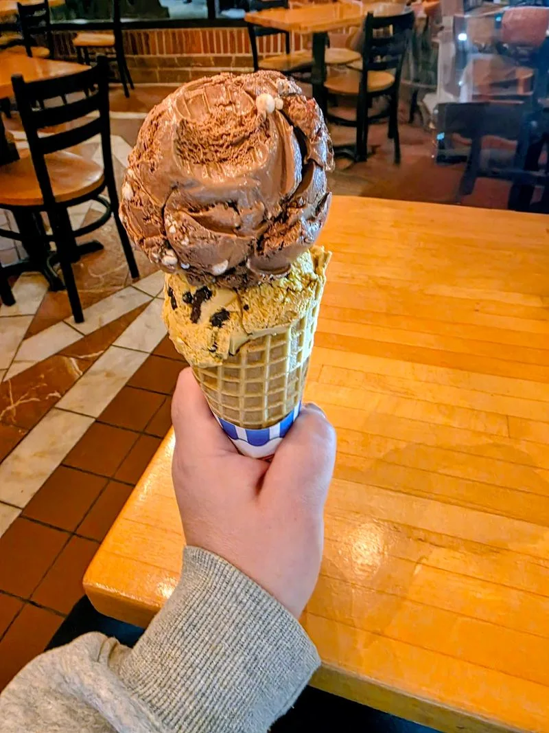 Richardson's Ice Cream — Middleton