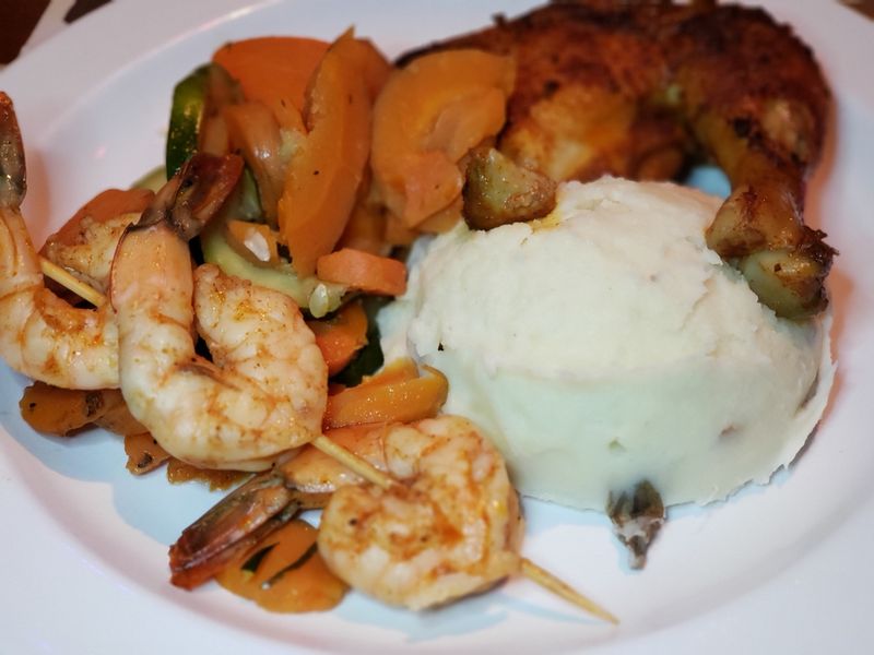 Pirate&rsquo;s Dinner Adventure &mdash; Buena Park, CA