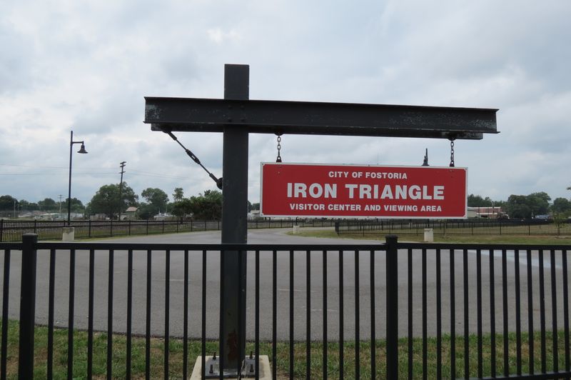 The Perfect Spot for Railfans