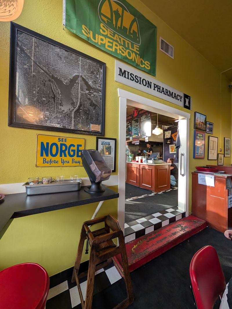 Inside vibe: old-school charm and fast flow