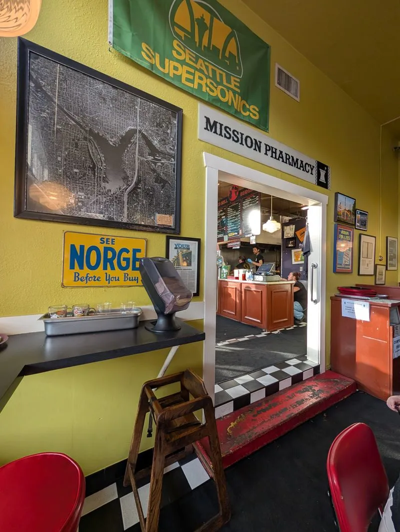 Inside vibe: old-school charm and fast flow