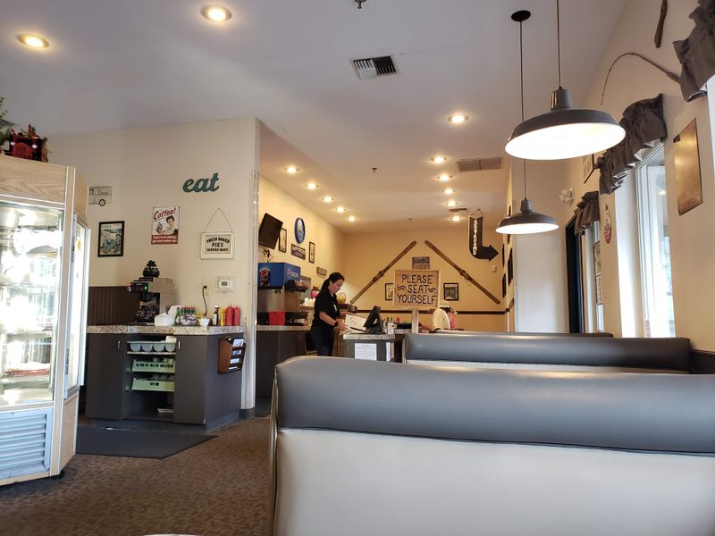 Mountain View Diner &ndash; Gold Bar