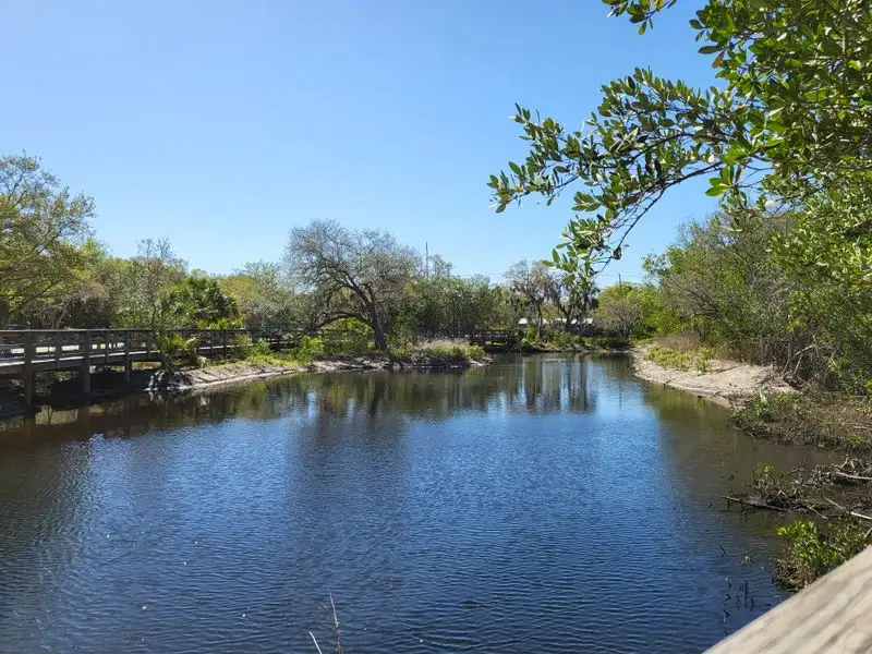 Explore Hammock Park