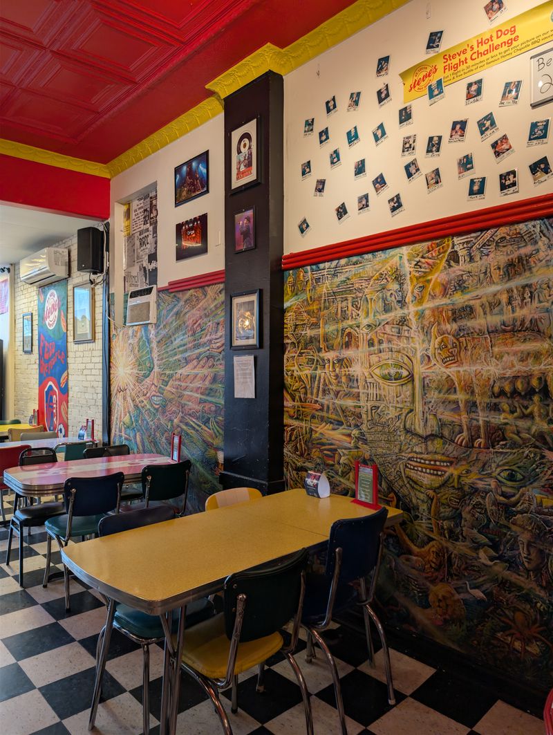 Steve&rsquo;s Hot Dogs, St. Louis, Missouri