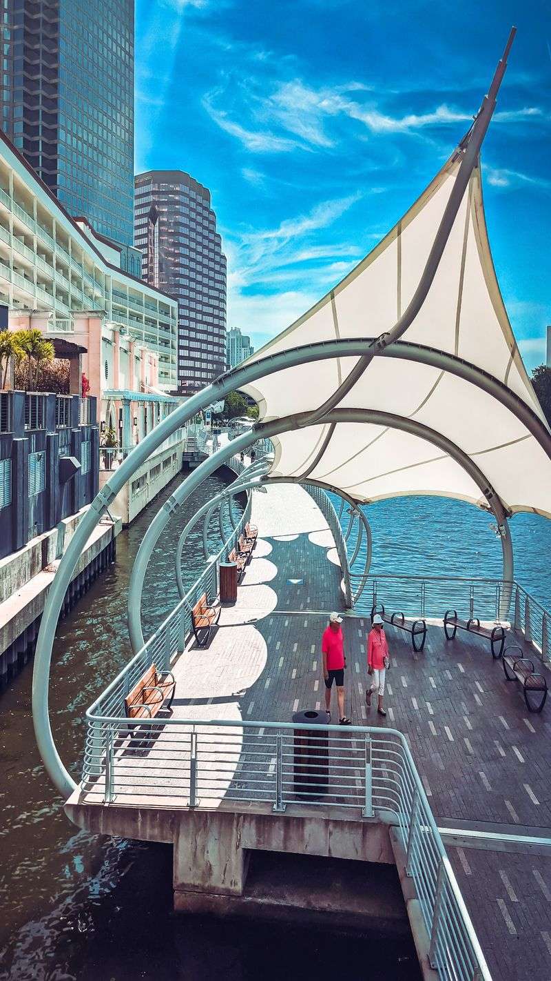 Parks, shade, and rest spots