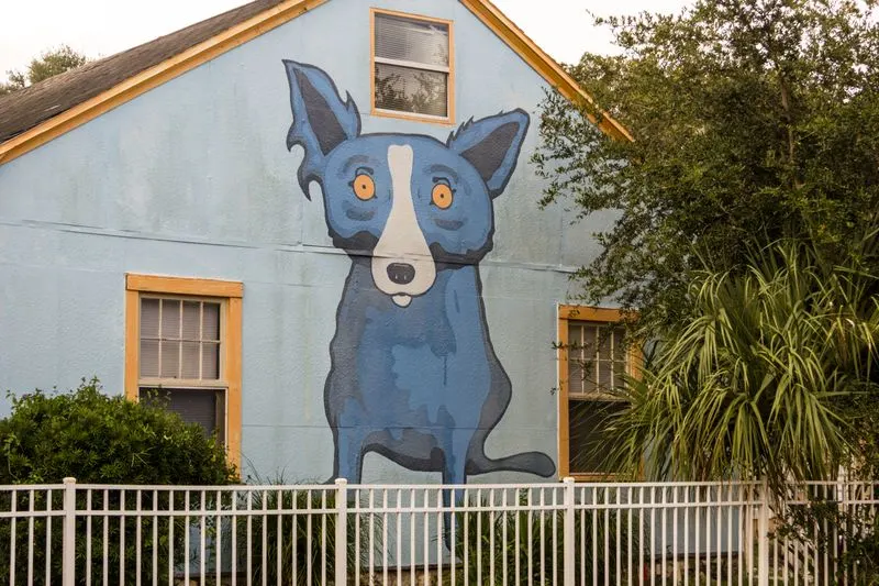 Mural Safari On Foot