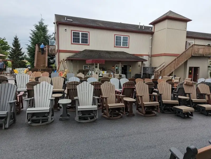 Amish Craftsmanship: Quilts, Woodwork, and Everyday Beauty