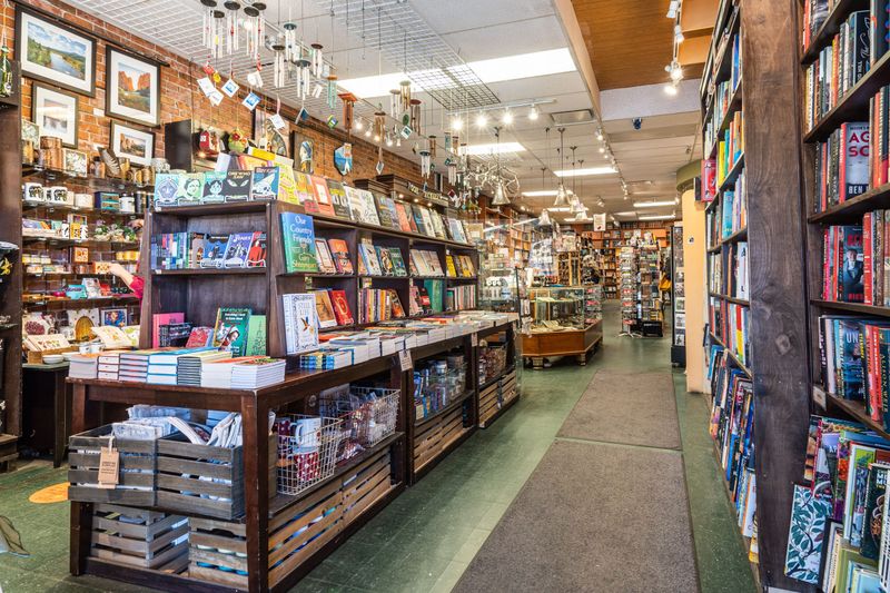 Poor Richard's Bookstore