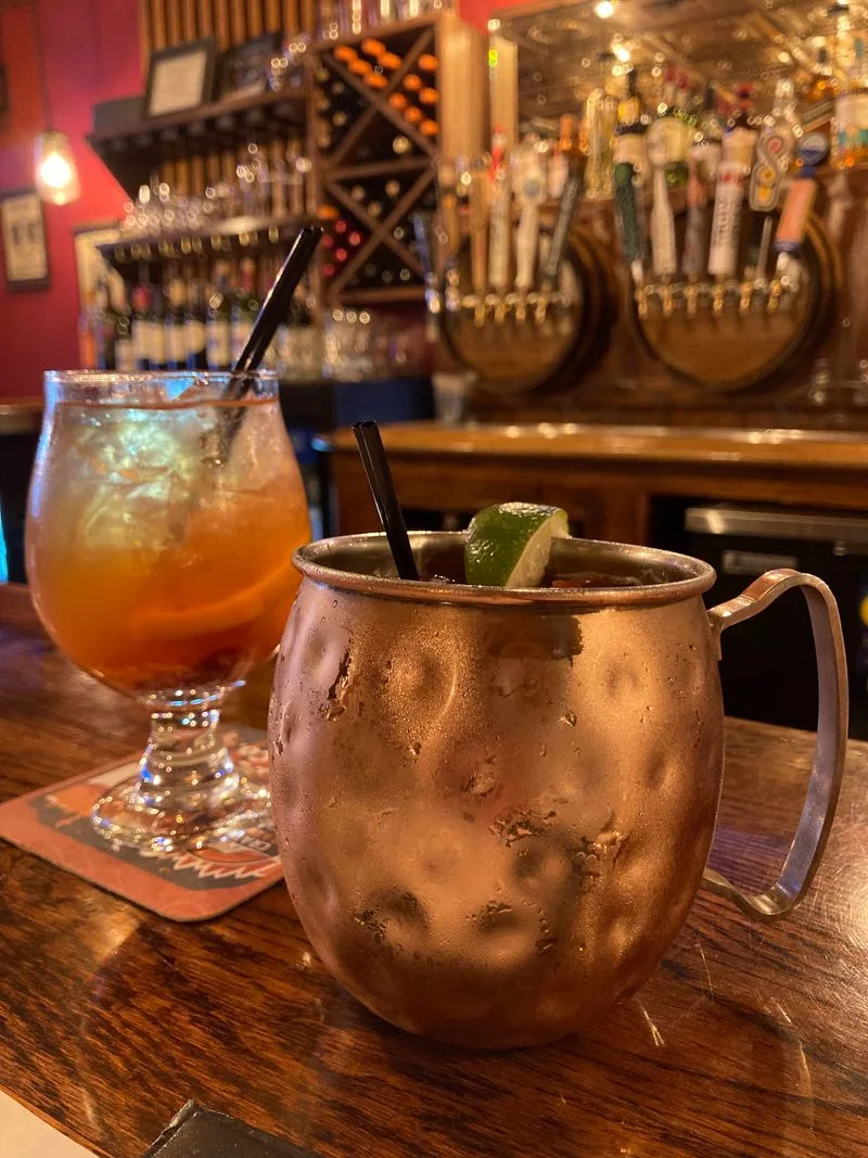 Drinks: 30 Taps and Cocktails