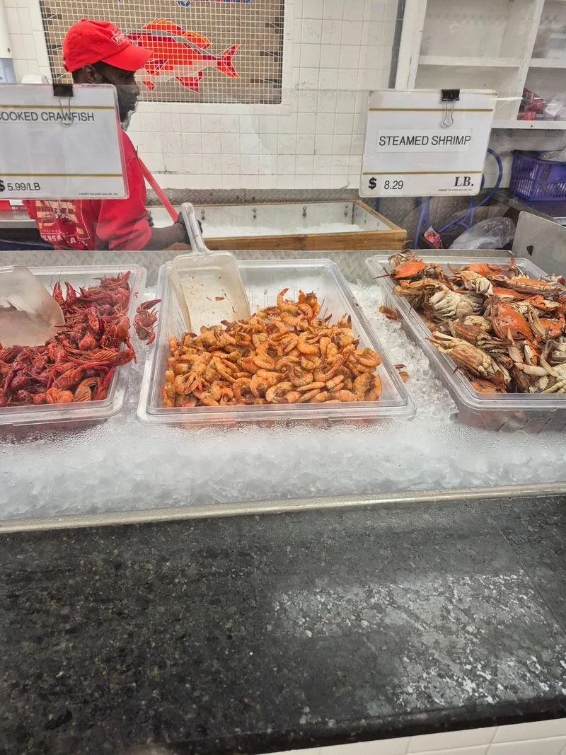 Steamed-to-order shrimp and seasoning choices