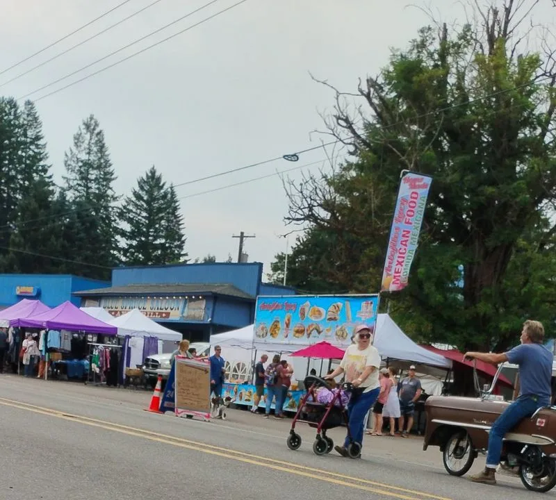 Food, drinks, and where to refuel