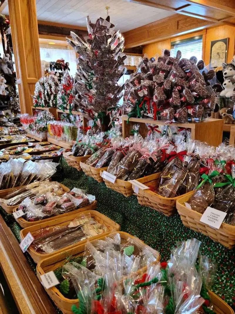 Holiday traditions and timing your visit