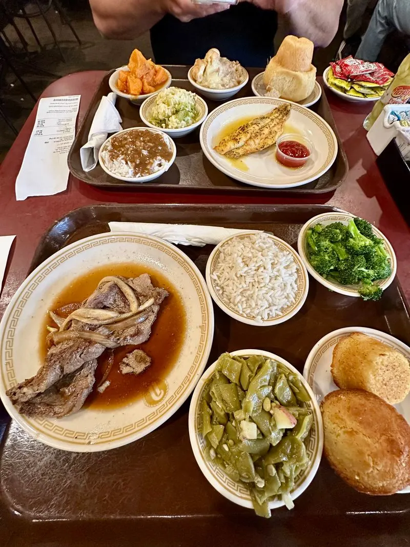 What locals and travelers say