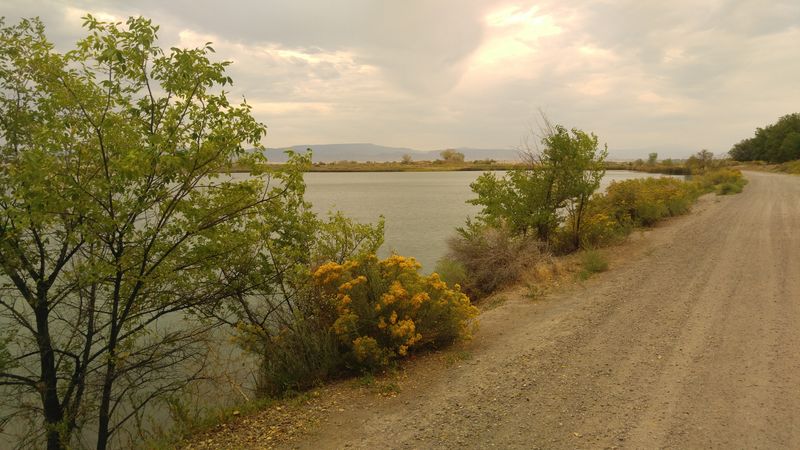 Simple trails and lakeside strolls