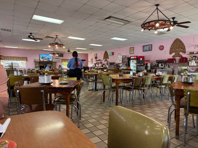 Service, atmosphere, and the small town hospitality factor