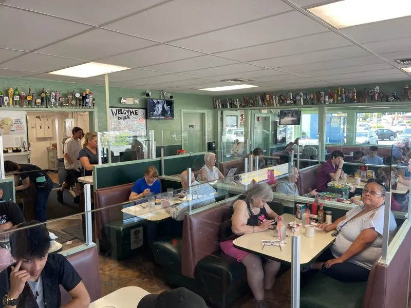 How to beat the crowds and snag the right booth