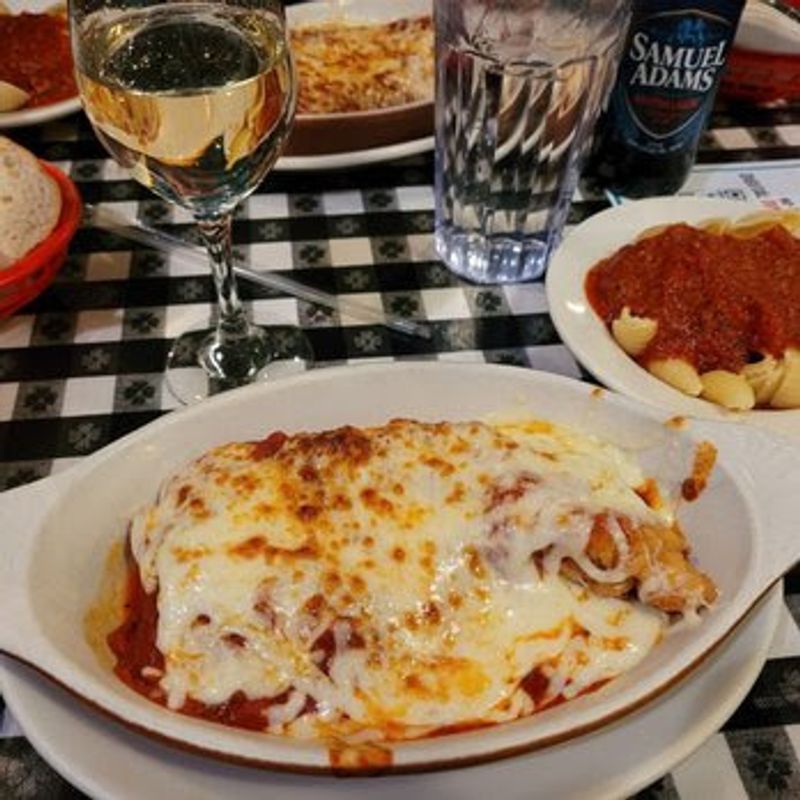 Chicken Parm 101 at Mario&rsquo;s