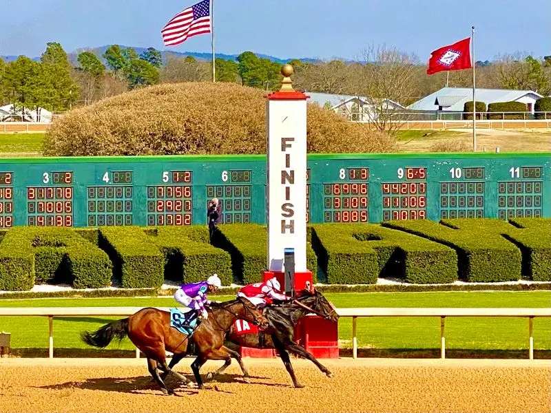 Oaklawn Park (Hot Springs, AR)