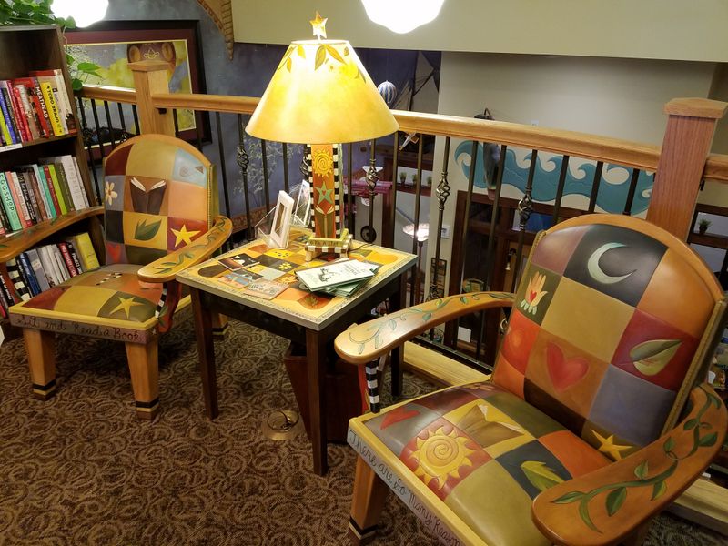 Mitzi's Books &mdash; Rapid City, SD