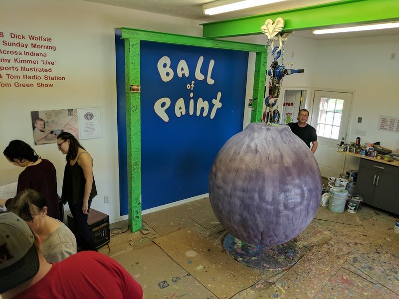 World&rsquo;s Largest Ball of Paint