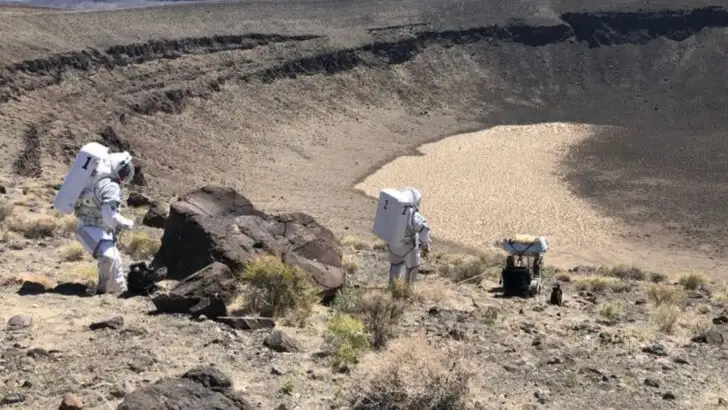 10 Offbeat Desert Roadside Stops That Feel Purely Nevada