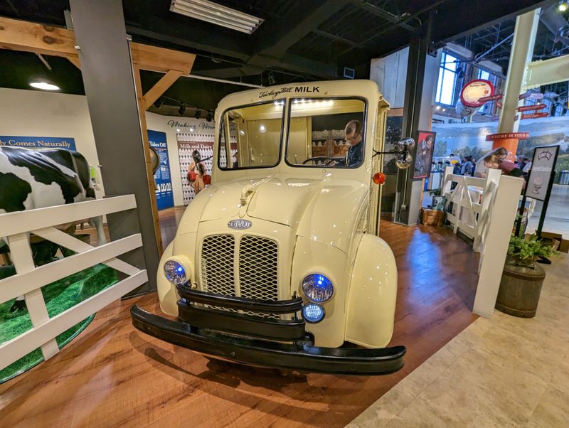 The Original Turkey Hill Experience Caf&eacute; &mdash; Columbia, PA
