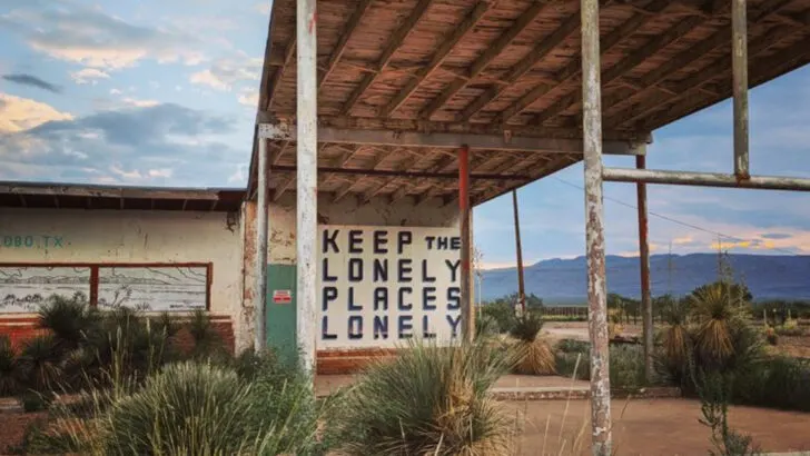12 Abandoned Texas Towns You Can Visit On One Spooky Road Trip