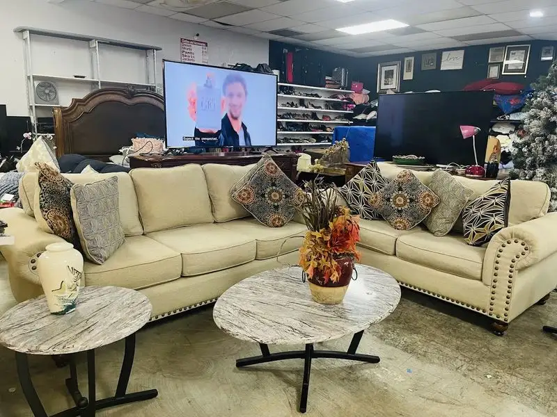 AZ Thrift LLC &mdash; Kissimmee, FL