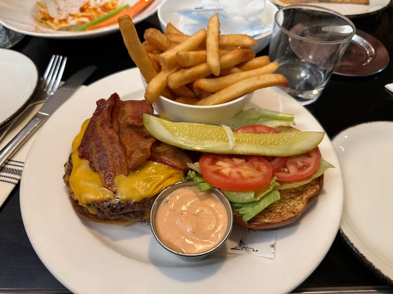 Tops Diner