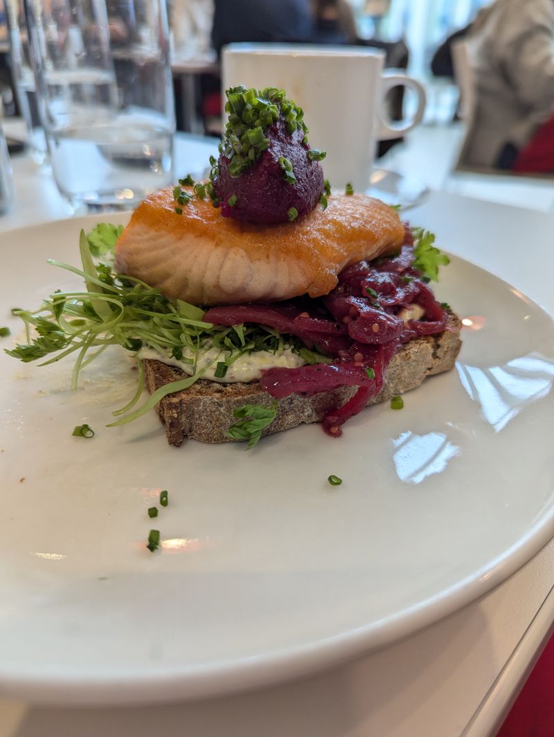 FIKA Caf&eacute; &mdash; Minneapolis, MN