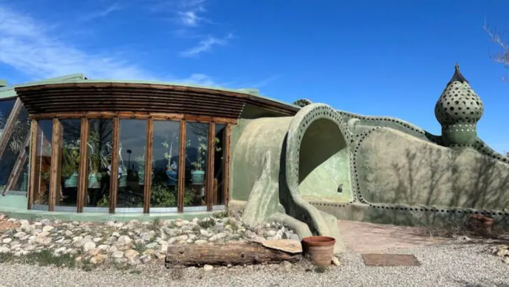 13 Memorable Roadside Stops That Feel Unmistakably New Mexico