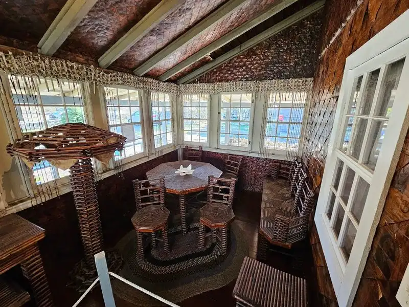 The Paper House (Rockport)