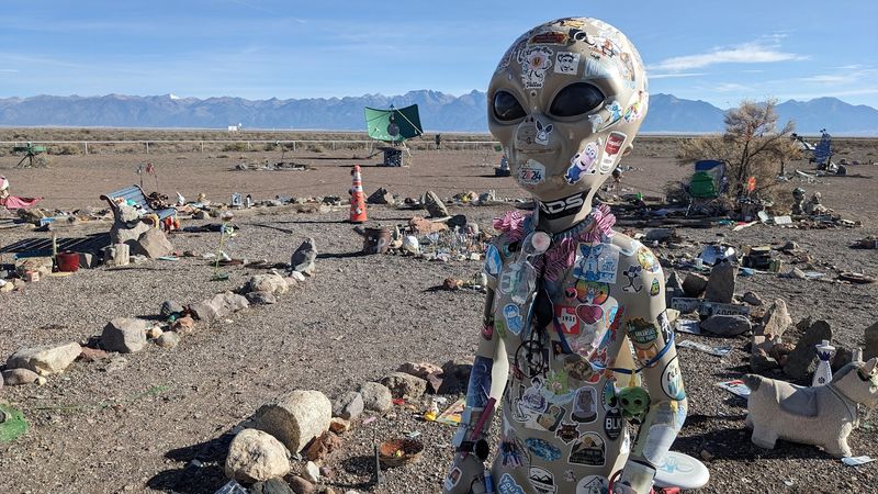 UFO Watchtower — Hooper