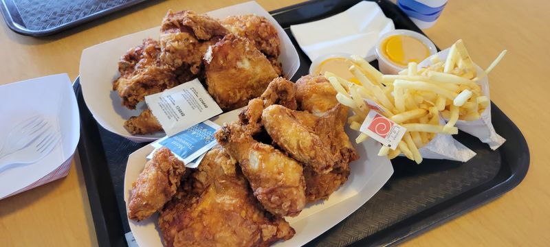 Signature Dish: Broasted and Fried Chicken Done Right