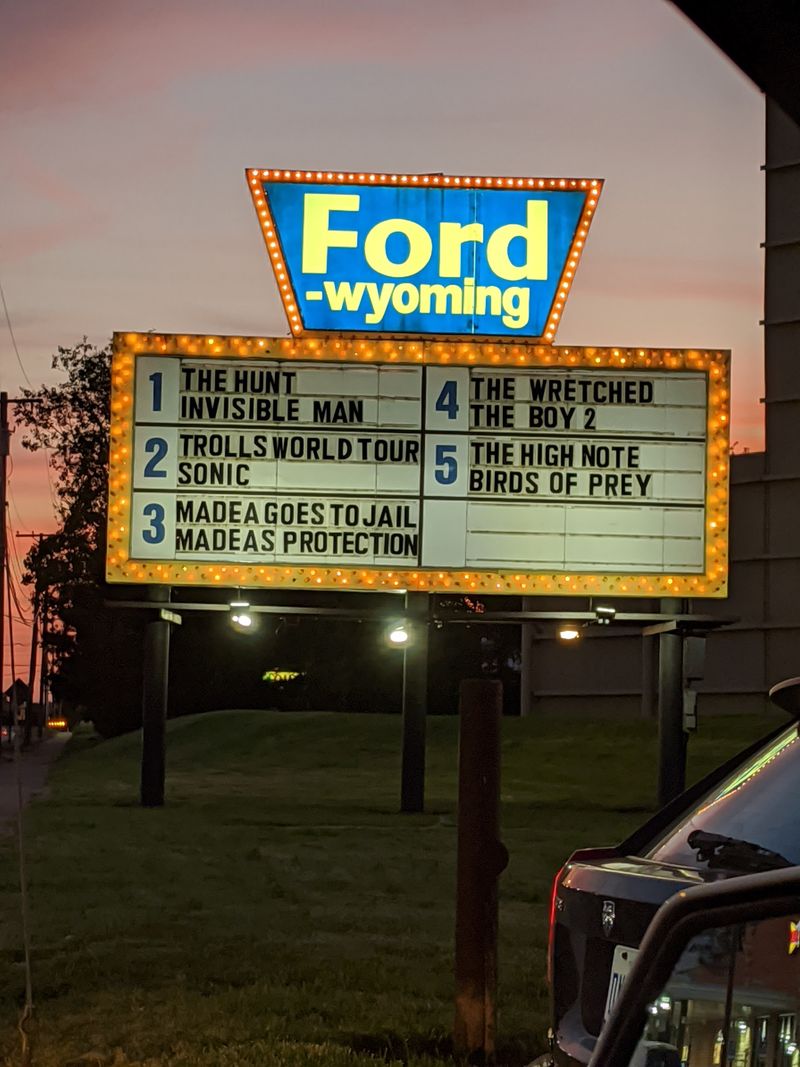 How The Five Screens And Double Features Work