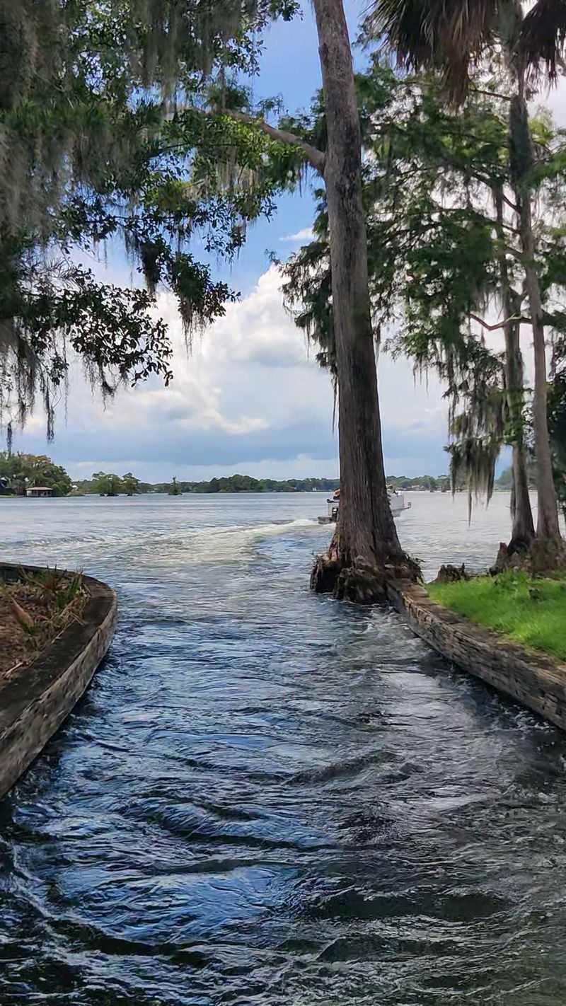 The Canals of Winter Park: A Hidden Oasis